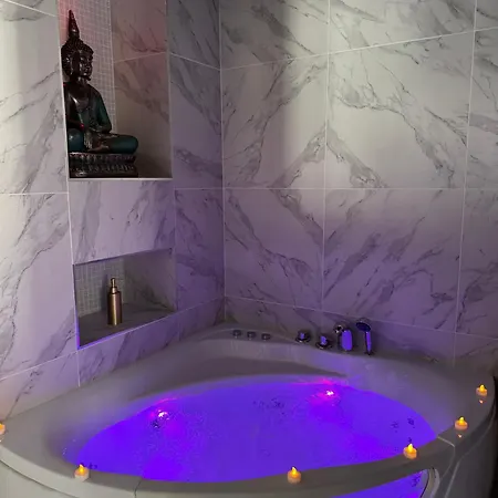 Balneo Appartement Menton